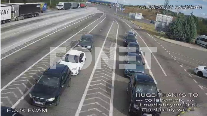Kamioni čekaju sammo u Preševu